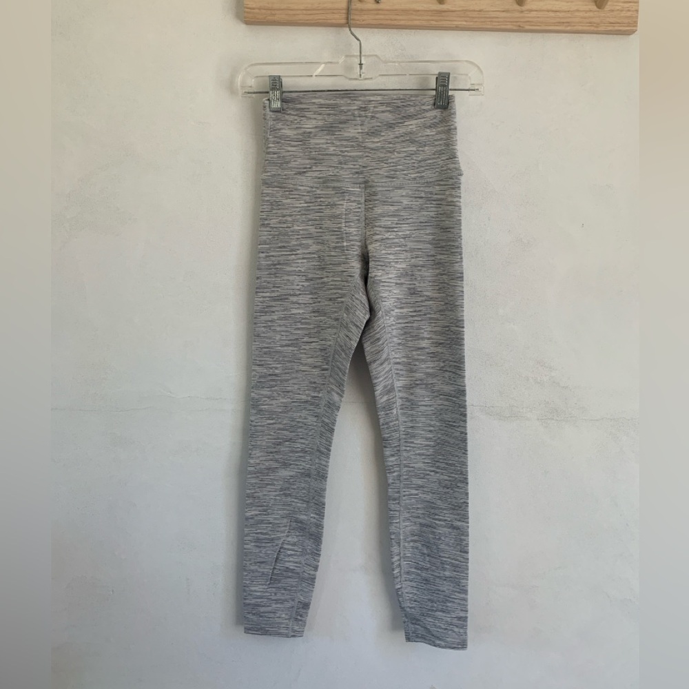 Lululemon space dye wunder under size 4